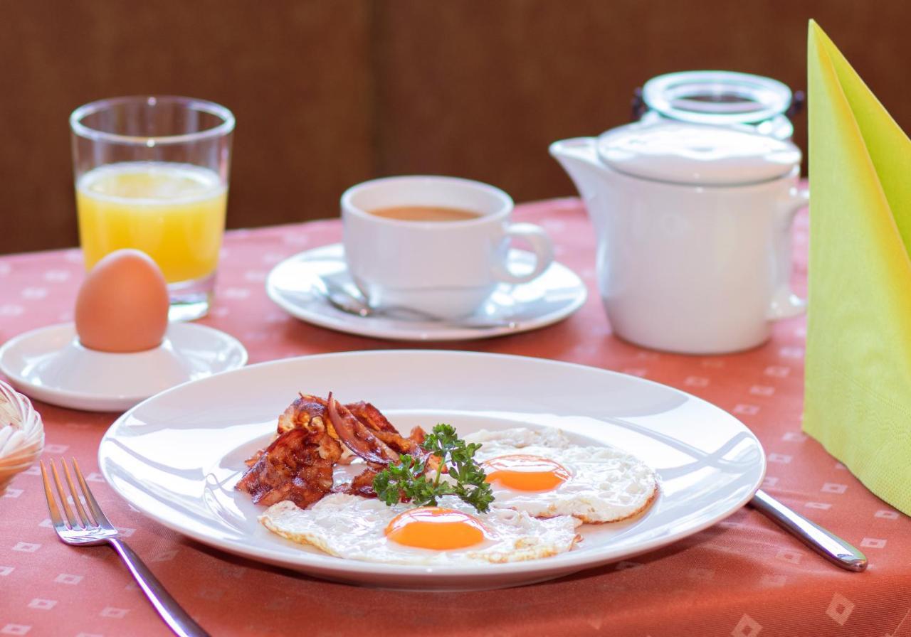 Hotel Restaurant Winkler Mürzzuschlag Zewnętrze zdjęcie